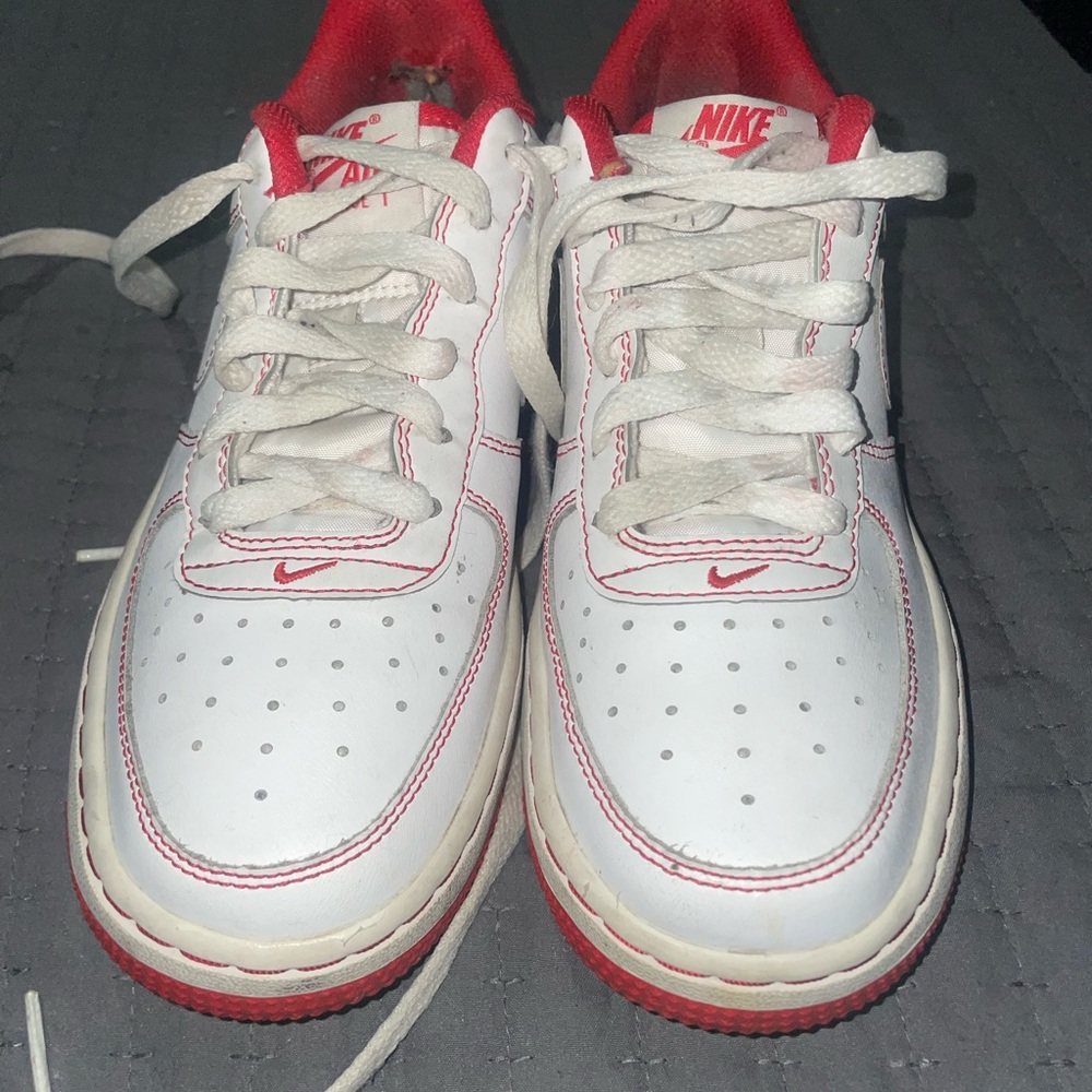 Nike AF1 White and Red Sneakers